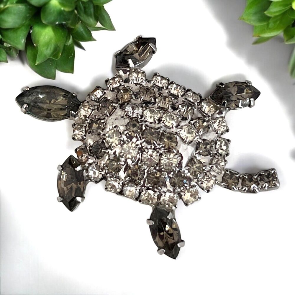 Vintage 1960s Turtle Brooch Rhinestone Gray Clear Crystal Silver Tone Pin - 8T